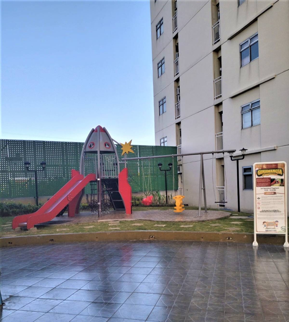 KIDS PLAYGROUND